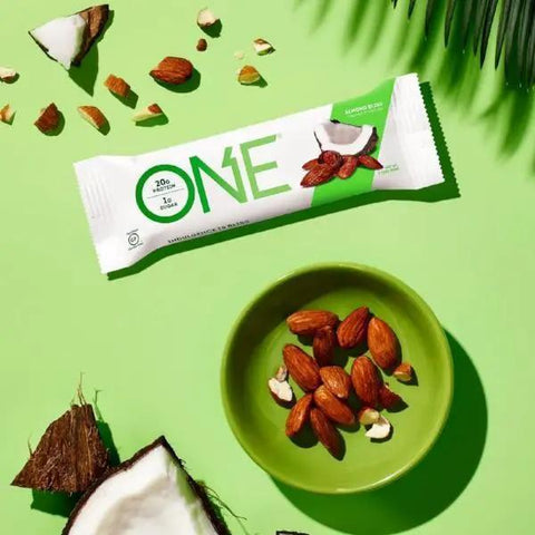 ONE Bar Almond Bliss - kokosowo-migdałowy baton białkowy 1g cukru by ONE Bar (aka OhYeah! ISS Research)) (ohyeah-one-almond-bliss)