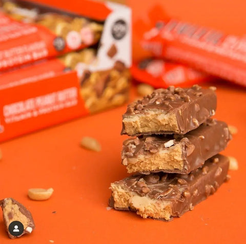 Fulfil Chocolate & Peanut Butter - baton białkowy z witaminami dla sportowców by Fulfil (fulfil-vitamin-protein-bar-chocolate-peanut-butter)
