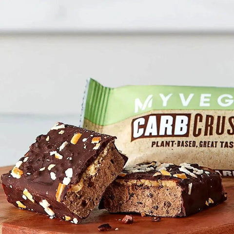 MyProtein Vegan Carb Crusher Choc Peanut - wegański baton proteinowy bez cukru, Czekolada & Masło Orzechowe by My Protein (myprotein-vegan-carb-crusher-choc-peanut-weganski-baton-proteinowe-15g-bialka)