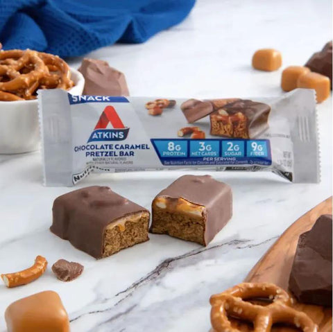 Atkins Snack Chocolate Caramel Pretzel - niskocukrowy baton 150kcal & 8g białka, Karmel, Czekolada & Precelki by Atkins (atkins-snack-chocolate-caramel-pretzel-niskocukrowy-baton-150kcal-8g-bialka-karmel-czekolada-precelki)