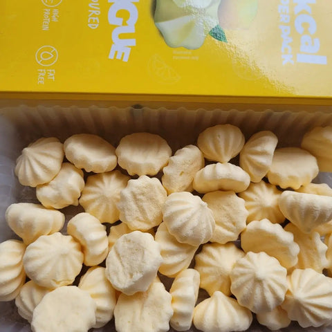 Locco Meringue Lemon - bezy bez cukru z erytrytolem, 1kcal w sztuce, Cytryna by Locco Low Calories Company (locco-meringue-lemon-bezy-bez-cukru-z-erytrytolem-1kcal-w-sztuce-cytryna)