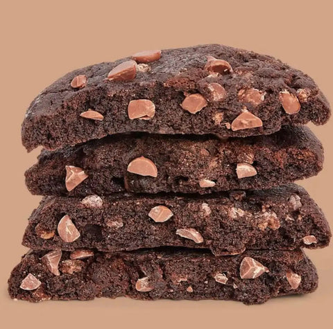 Myprotein Baked Cookie Double Chocolate - wegańskie ciastko proteinowe 14g białka z kawałkami czekolady by My Protein (myprotein-baked-cookie-double-chocolate-ciastko-proteinowe-14g-bialka-z-kawalkami-czekolady)