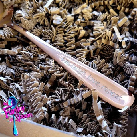 Funky Spoon grawerowana łyżka z afirmacją, Rose Gold 17cm, Eat, Love, Laugh, Repeat by Funky Flavors (funky-spoon-grawerowana-lyzka-z-afirmacja-rose-gold-17cm-eat-love-laugh-repeat)