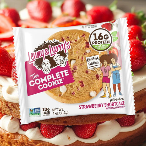 Lenny & Larry Complete Cookie Strawberry Shortcake - wegańskie GIGA ciacho proteinowe 16g białka by Lenny & Larry's (lenny-larry-complete-cookie-strawberry-shortcake-weganskie-giga-ciacho-proteinowe-16g-bialka)