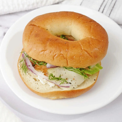 Hero Classic Plain Bagels - keto bajgle proteinowe, 19g białka & 130kcal w bajglu by Hero Bread (hero-classic-plain-bagels-keto-bajgle-proteinowe-19g-bialka-130kcal-w-bajglu)