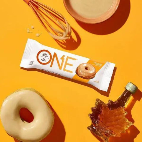 ONE Bar Maple Glazed Doughnut - baton białkowy bez cukru by ONE Bar (aka OhYeah! ISS Research)) (ohyeah-one-maple-glazed-doughnut)